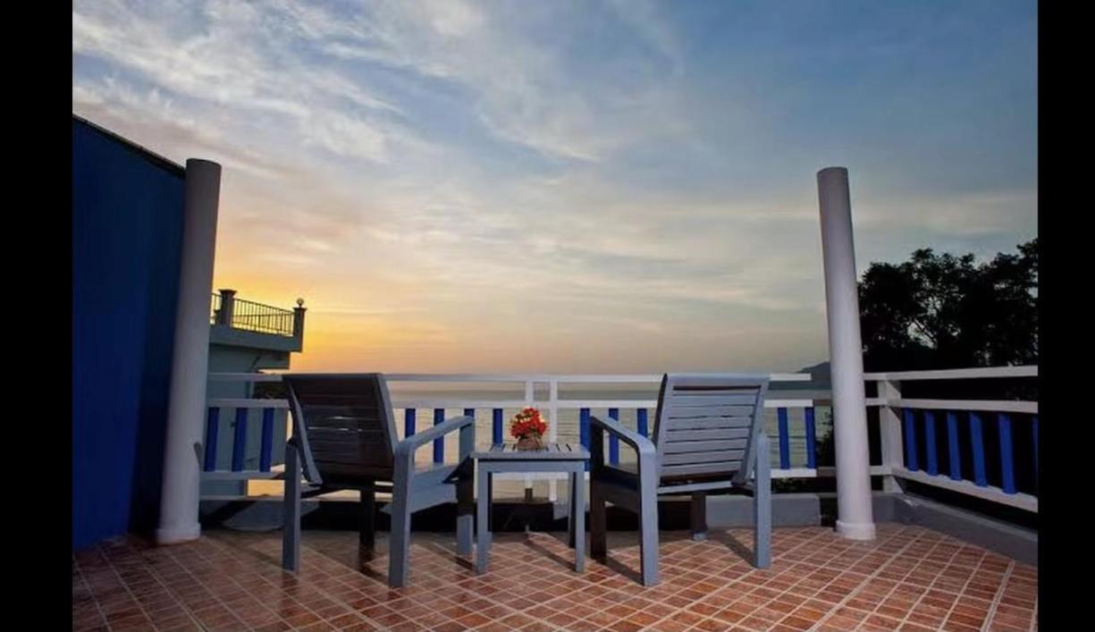 Отель At Sea Patong Экстерьер фото