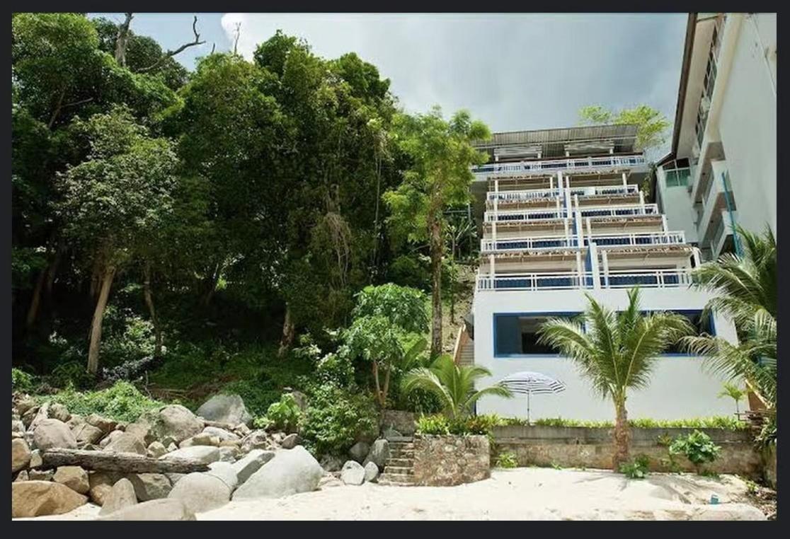 Отель At Sea Patong Экстерьер фото